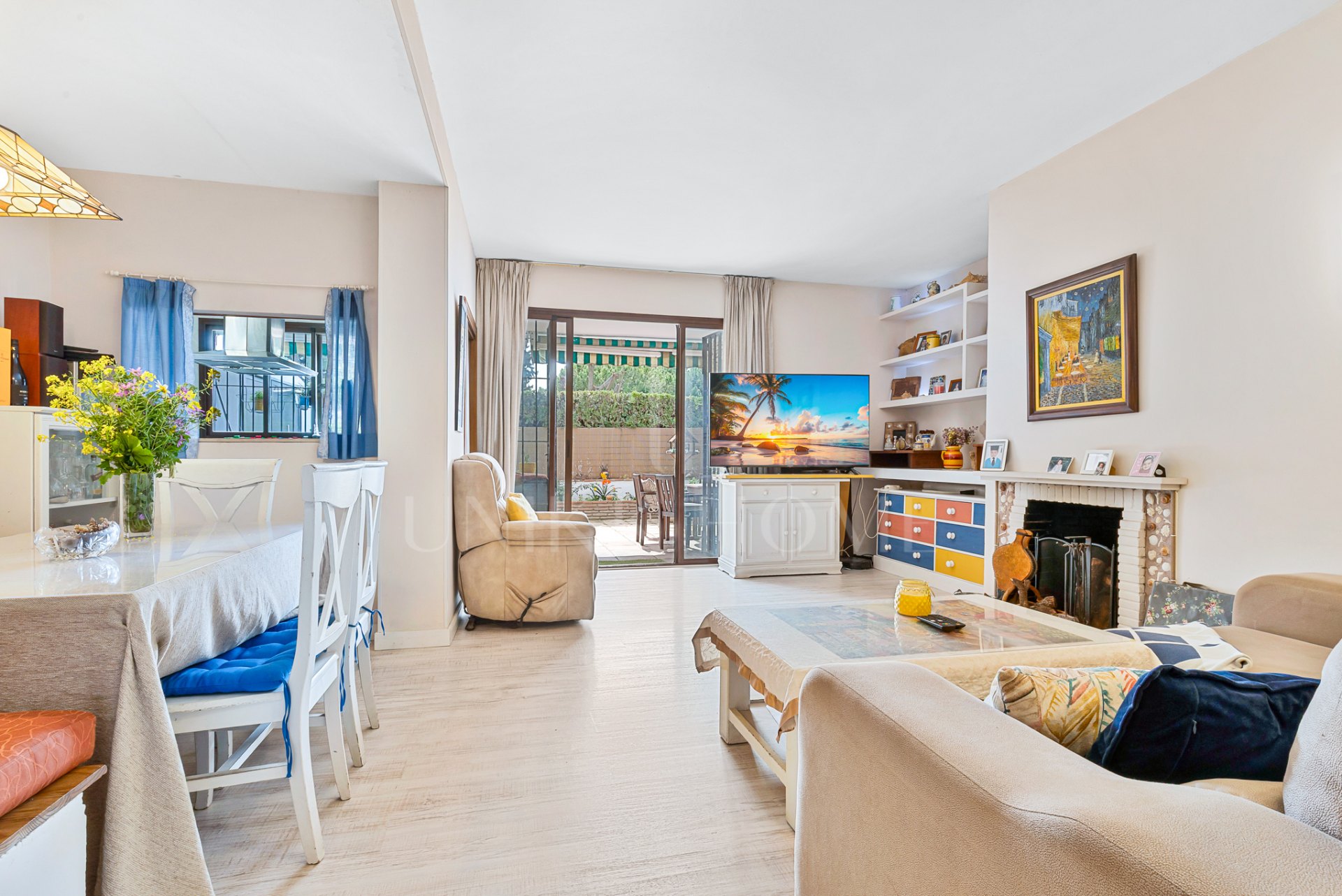 Apartment in corner of 4 bedrooms with terrace of 50 m2 in the Golden Mile (Nagüeles).