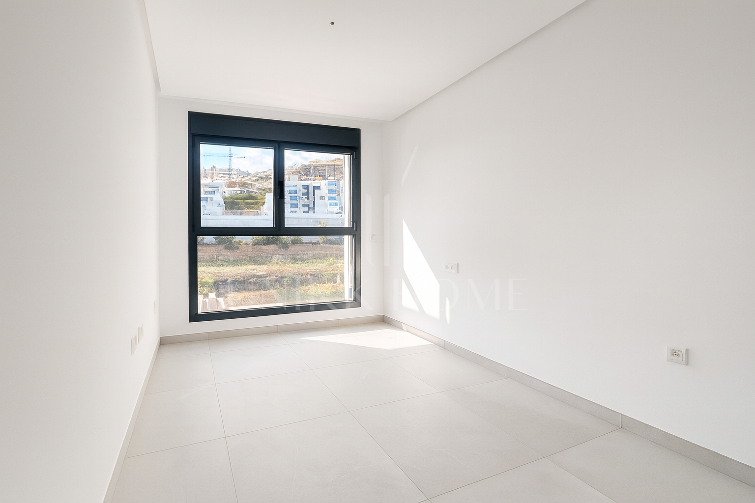 Luxury Duplex with Private Pool and Panoramic Views – La Alborada, Benahavís.