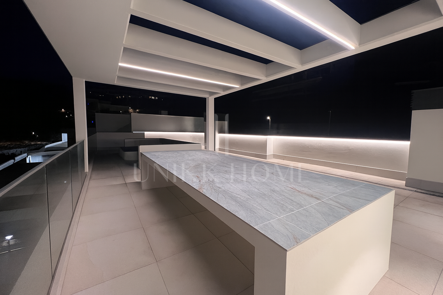 Luxury Duplex with Private Pool and Panoramic Views – La Alborada, Benahavís.