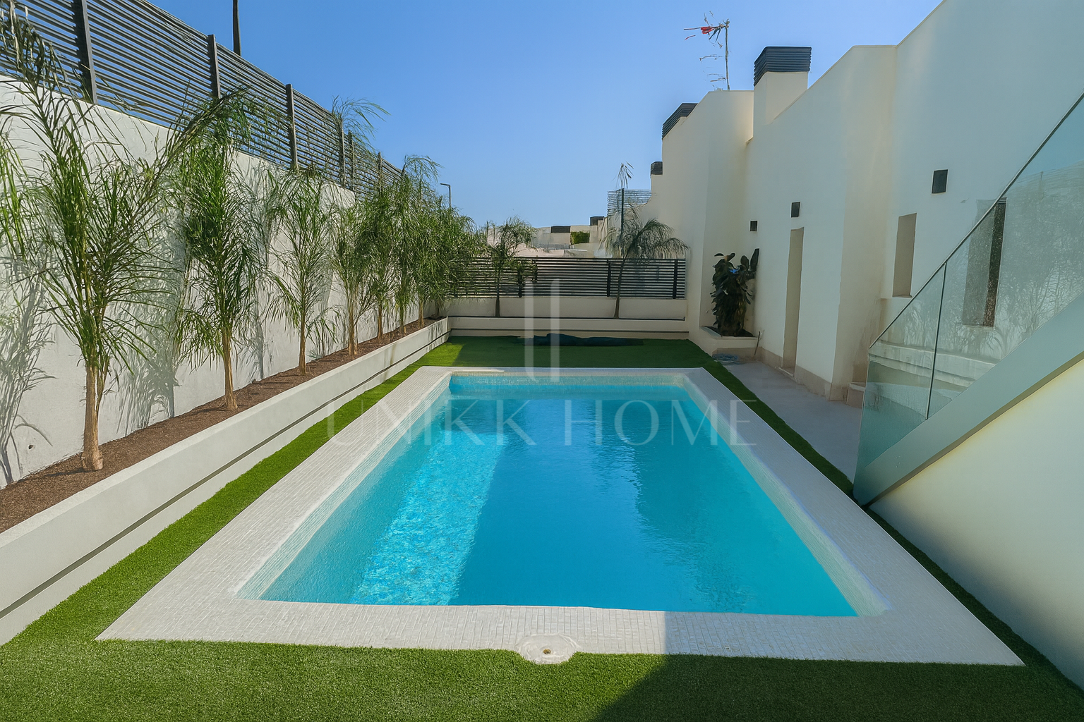 Luxury Duplex with Private Pool and Panoramic Views – La Alborada, Benahavís.