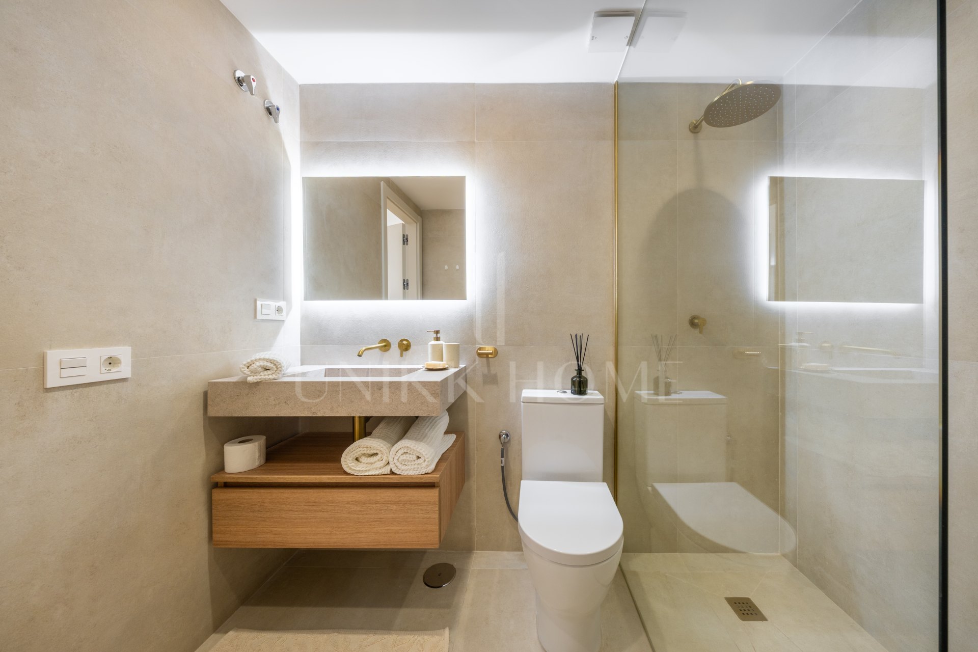 Atico Duplex en venta en Nueva Andalucia, Marbella (Todo)