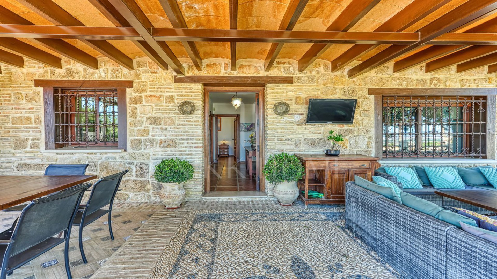 **Exceptional Rustic Estate with Horse Stable**