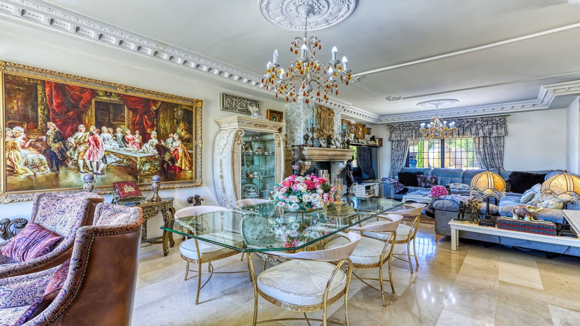 **Exceptional Rustic Estate with Horse Stable**