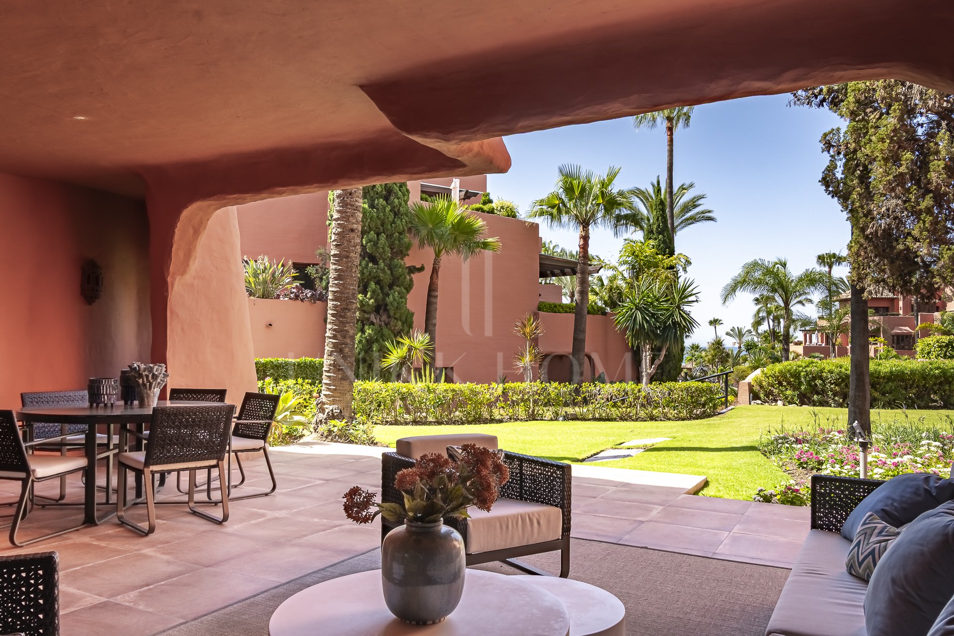 Renovated Luxury ground floor apartment in Five Star Beach Front Urbanisation Torre Bermeja Estepona