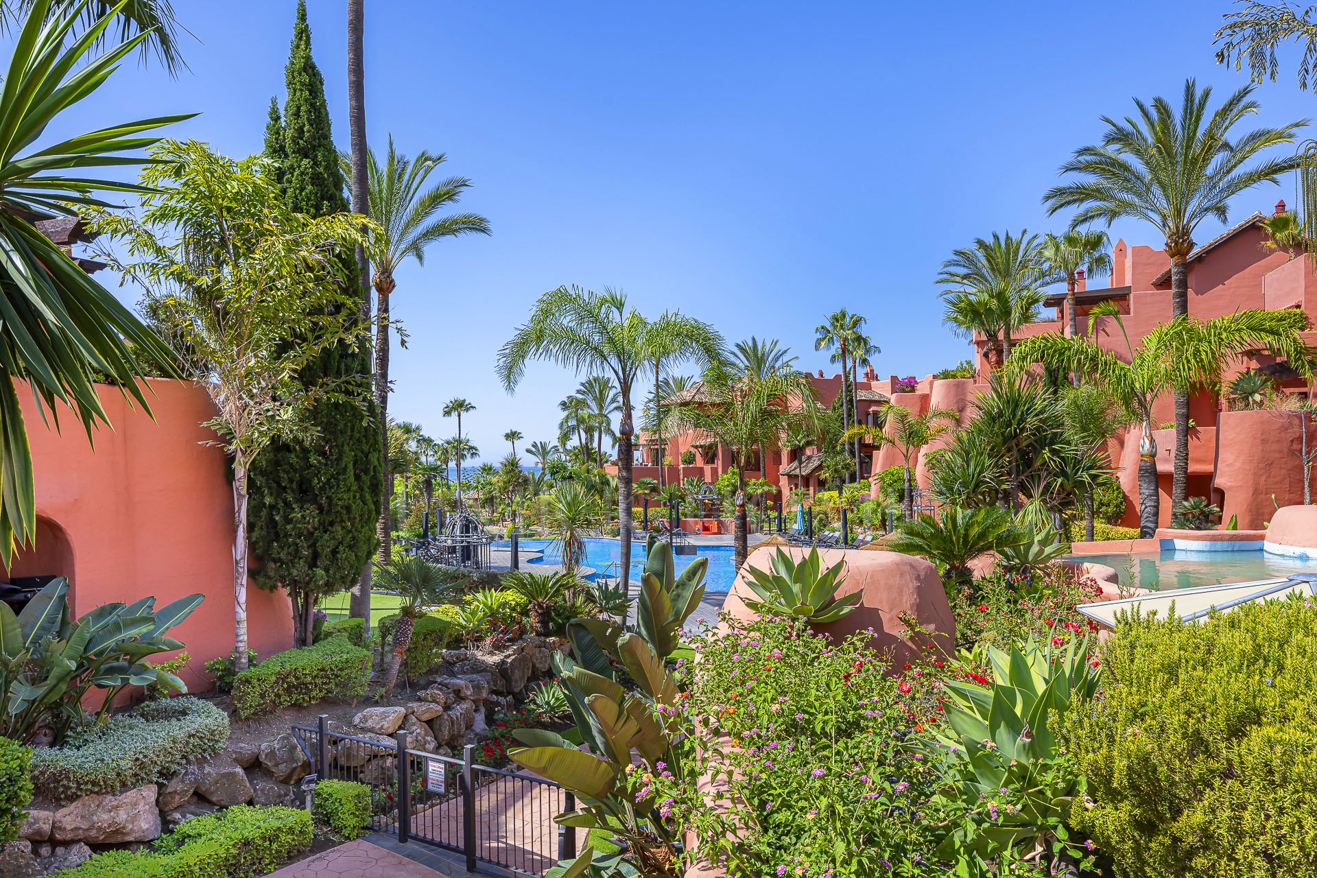 Renovated Luxury ground floor apartment in Five Star Beach Front Urbanisation Torre Bermeja Estepona