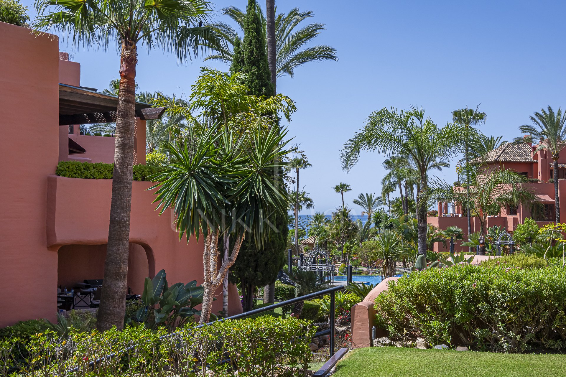 Renovated Luxury ground floor apartment in Five Star Beach Front Urbanisation Torre Bermeja Estepona