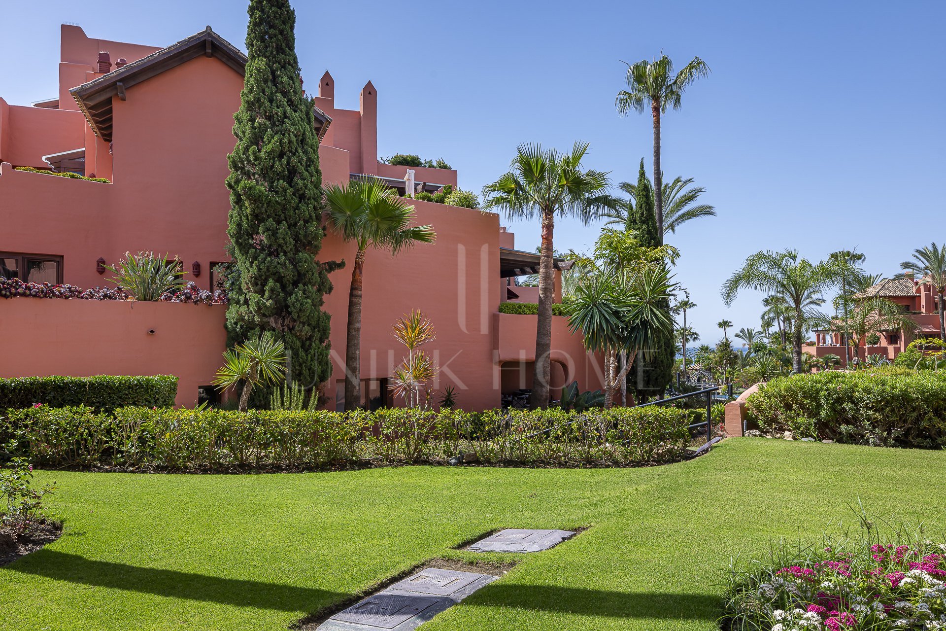 Renovated Luxury ground floor apartment in Five Star Beach Front Urbanisation Torre Bermeja Estepona