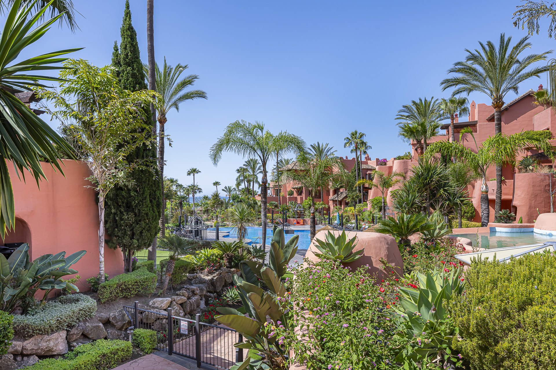 Renovated Luxury ground floor apartment in Five Star Beach Front Urbanisation Torre Bermeja Estepona