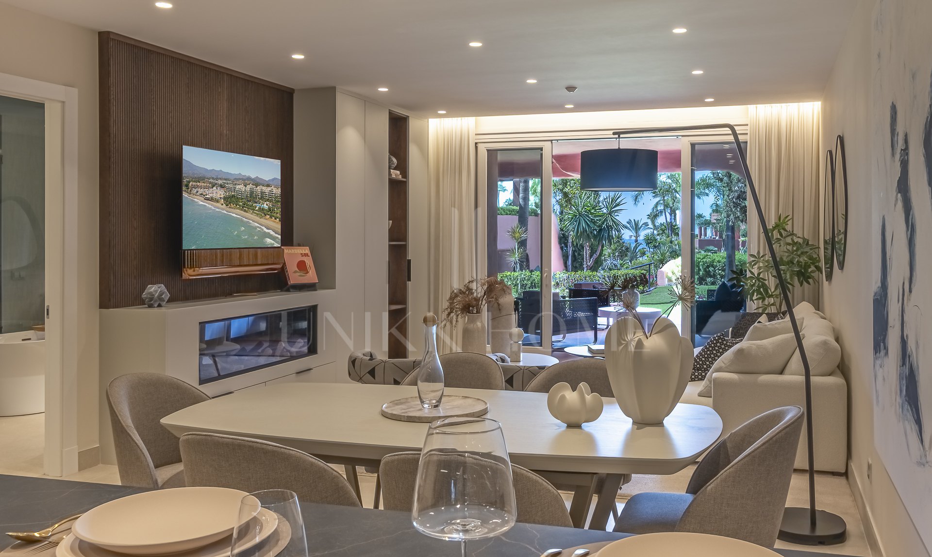 Renovated Luxury ground floor apartment in Five Star Beach Front Urbanisation Torre Bermeja Estepona