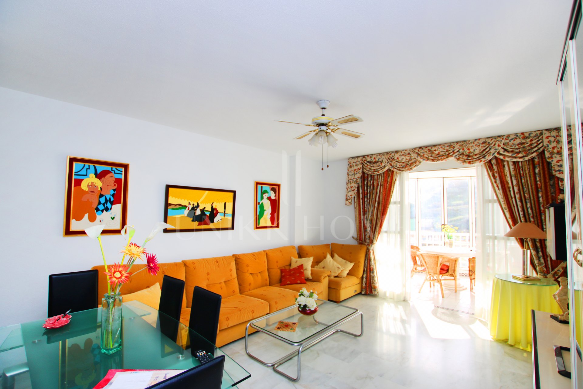 Fantástico apartamento con impresionantes vistas al mar en Fuengirola.