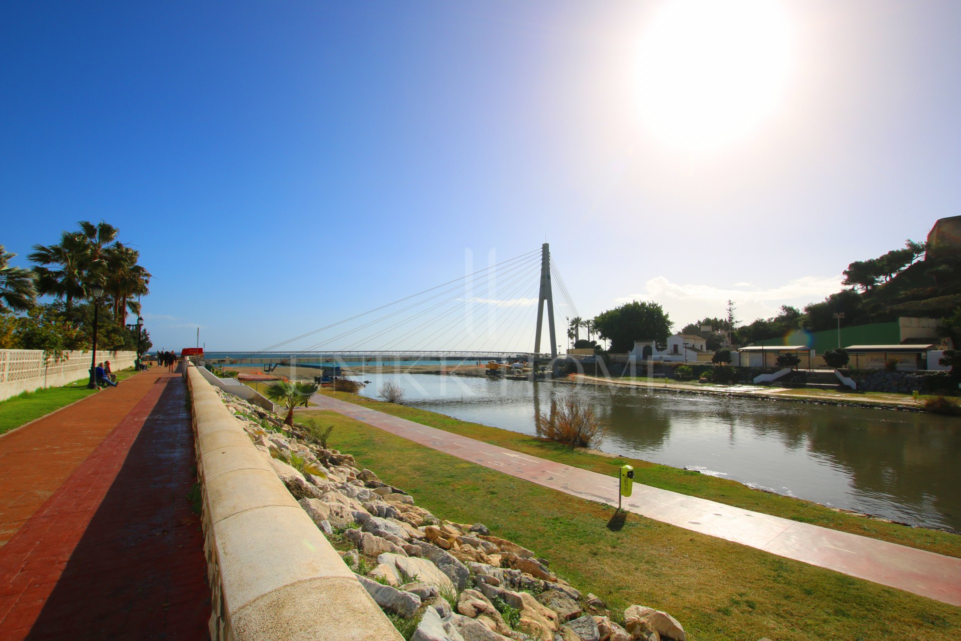 Fantástico apartamento con impresionantes vistas al mar en Fuengirola.