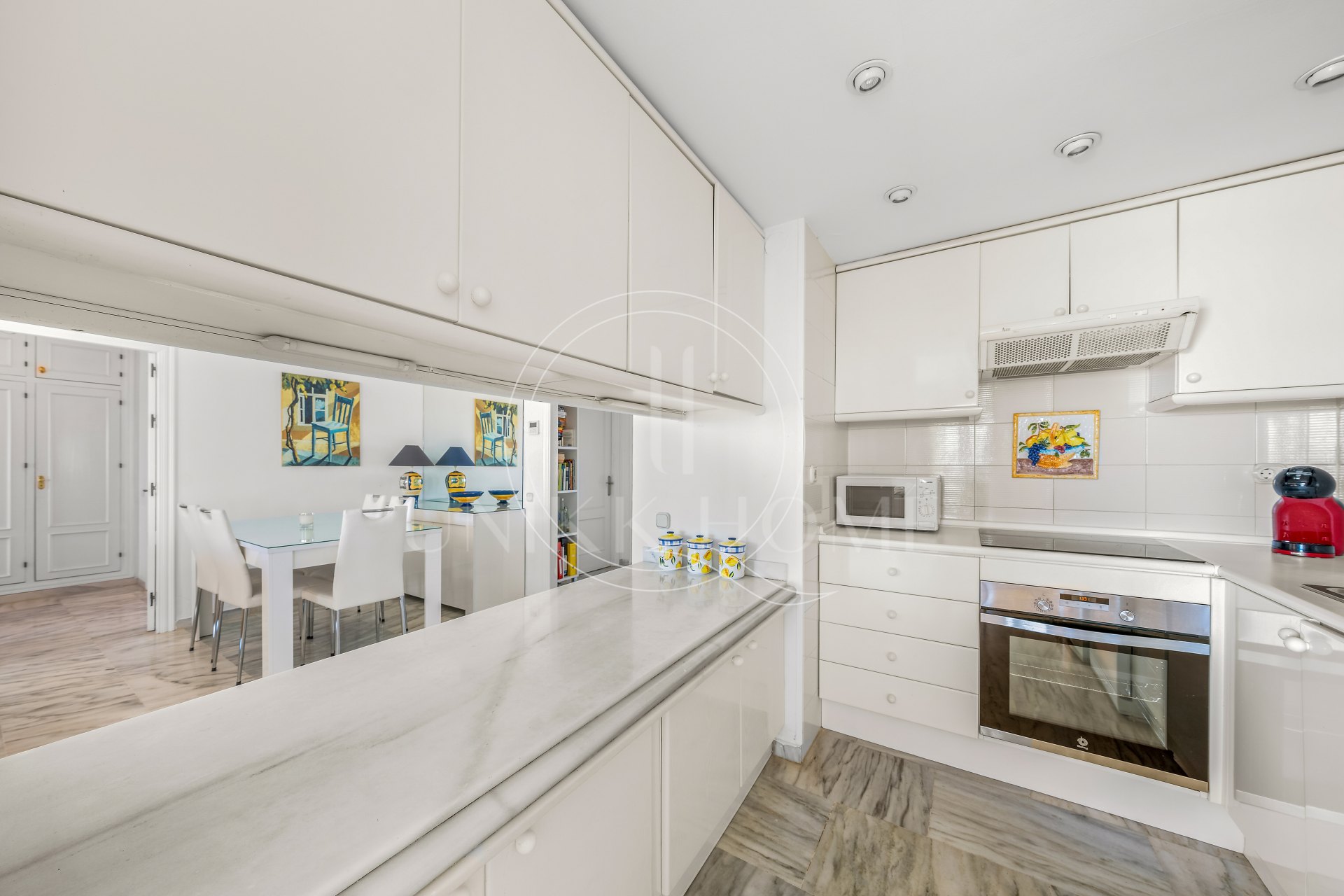 Ground Floor Apartment for sale in Playa del Moral, Estepona West