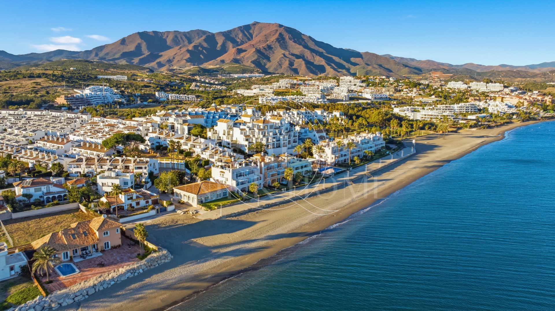 Ground Floor Apartment for sale in Playa del Moral, Estepona West