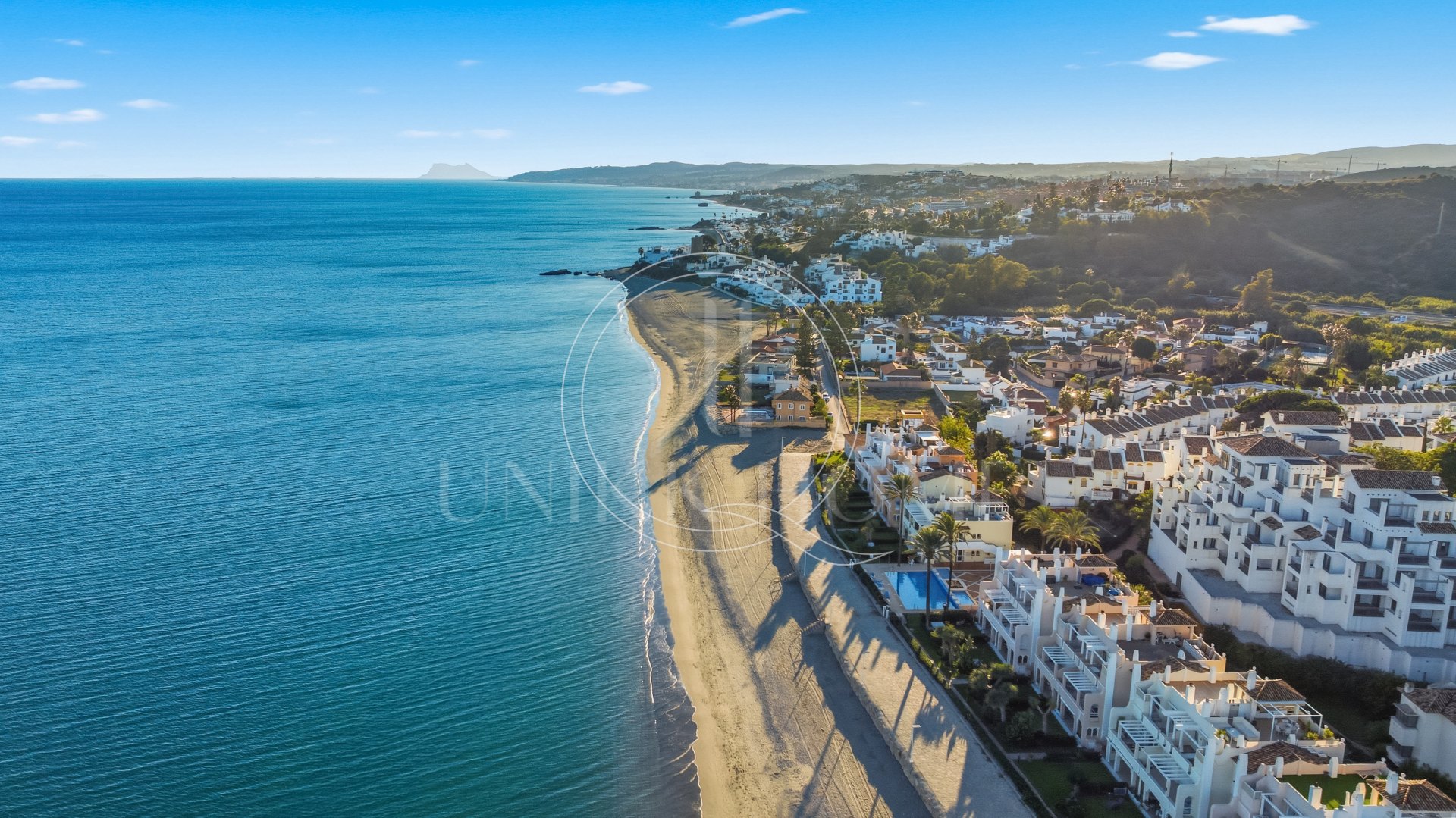 Ground Floor Apartment for sale in Playa del Moral, Estepona West