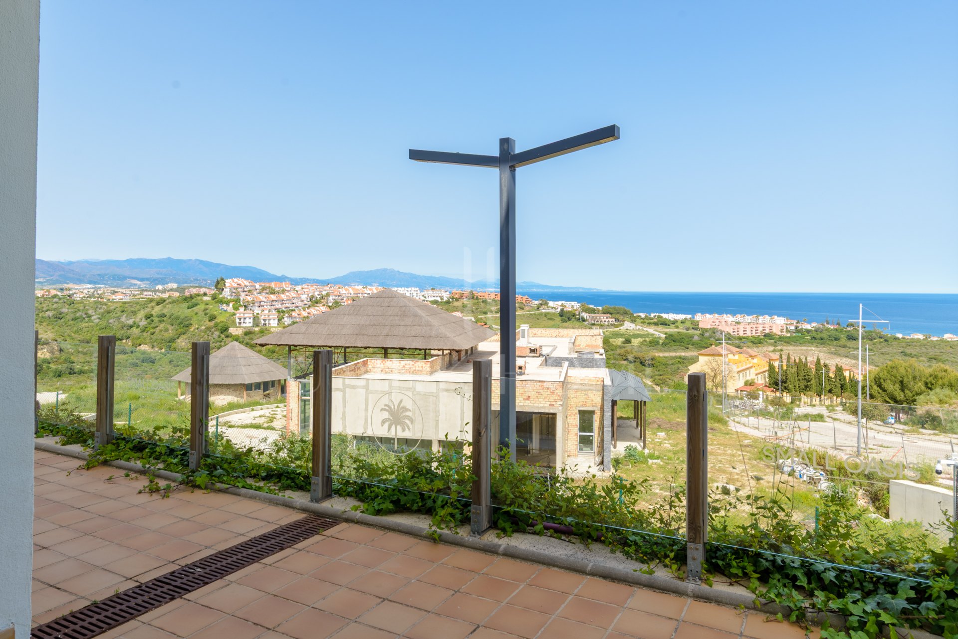 Elegant Two-Bedroom Apartment in Manilva