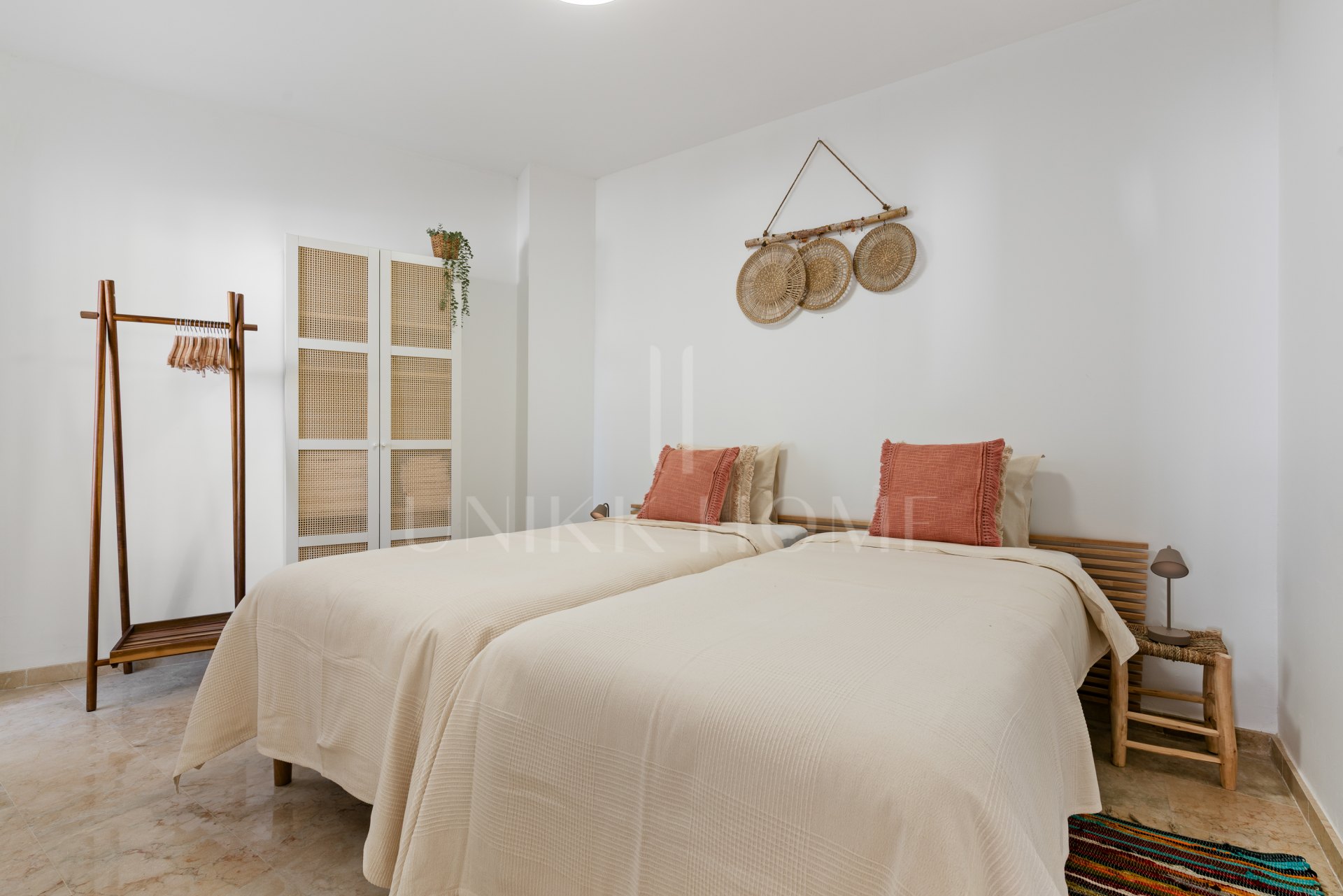 Elegant Two-Bedroom Apartment in Manilva