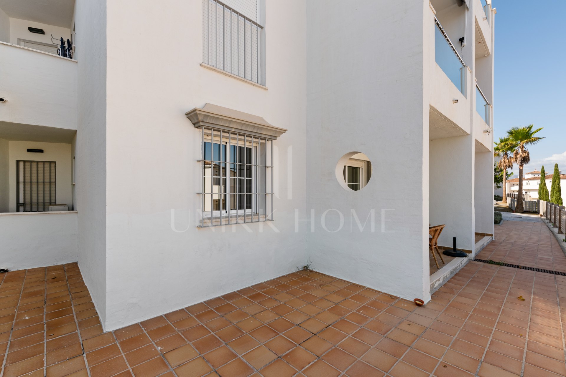 Elegant Two-Bedroom Apartment in Manilva