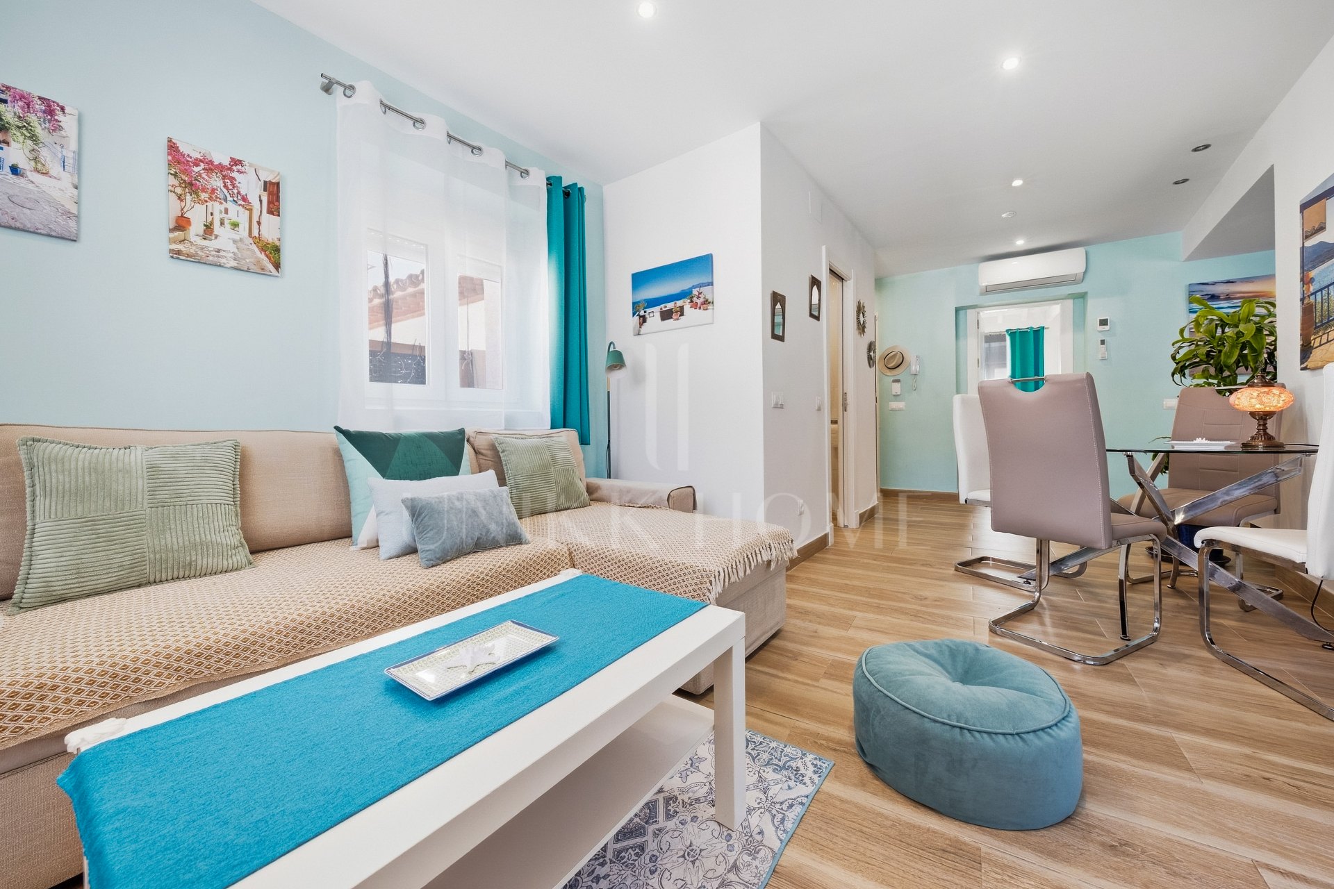 Charming Andalusian-Style Residential Building in Estepona's Old Town, 3 apartments with tourist license!