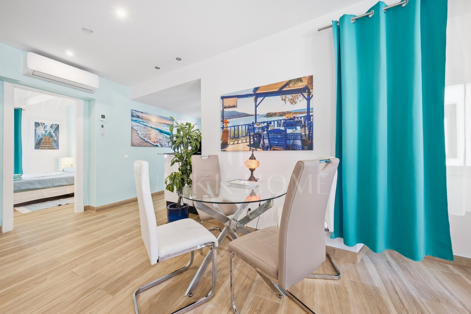 Charming Andalusian-Style Residential Building in Estepona's Old Town, 3 apartments with tourist license!