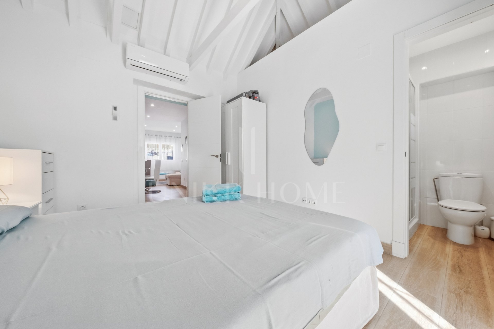 Charming Andalusian-Style Residential Building in Estepona's Old Town, 3 apartments with tourist license!