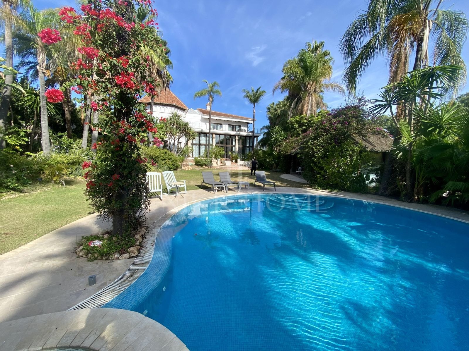 Elegante mansión villa cerca de Puerto Banús