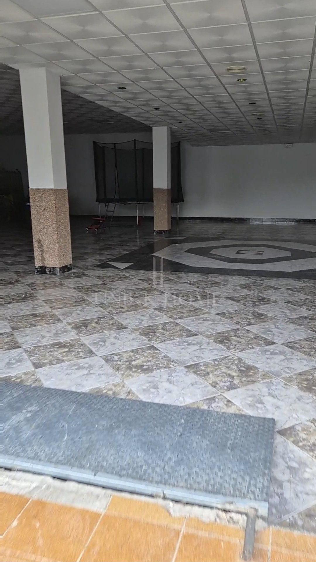 SEMI-BASEMENT IN ALOZAINA