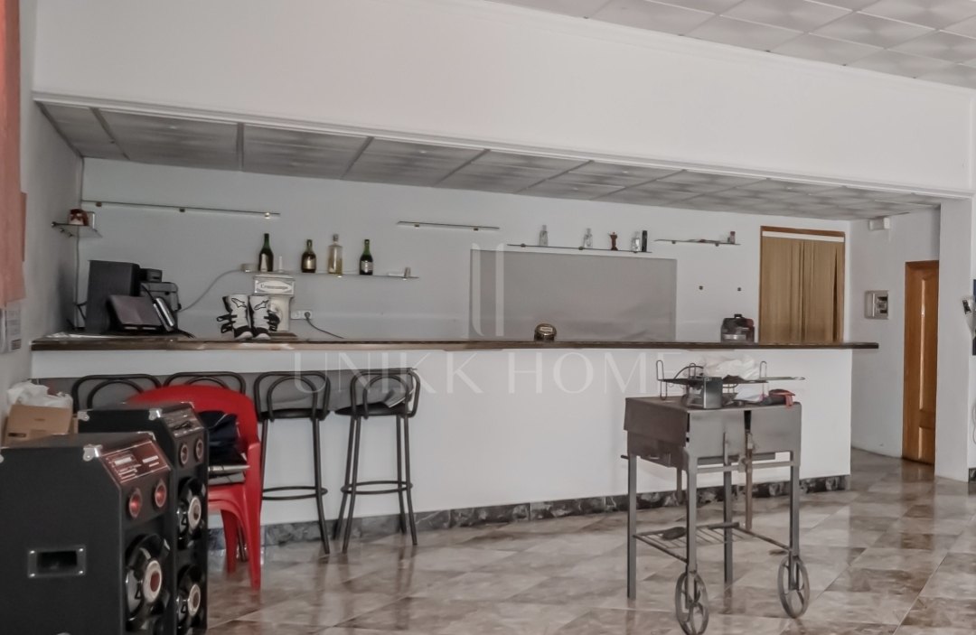 SEMI-BASEMENT IN ALOZAINA