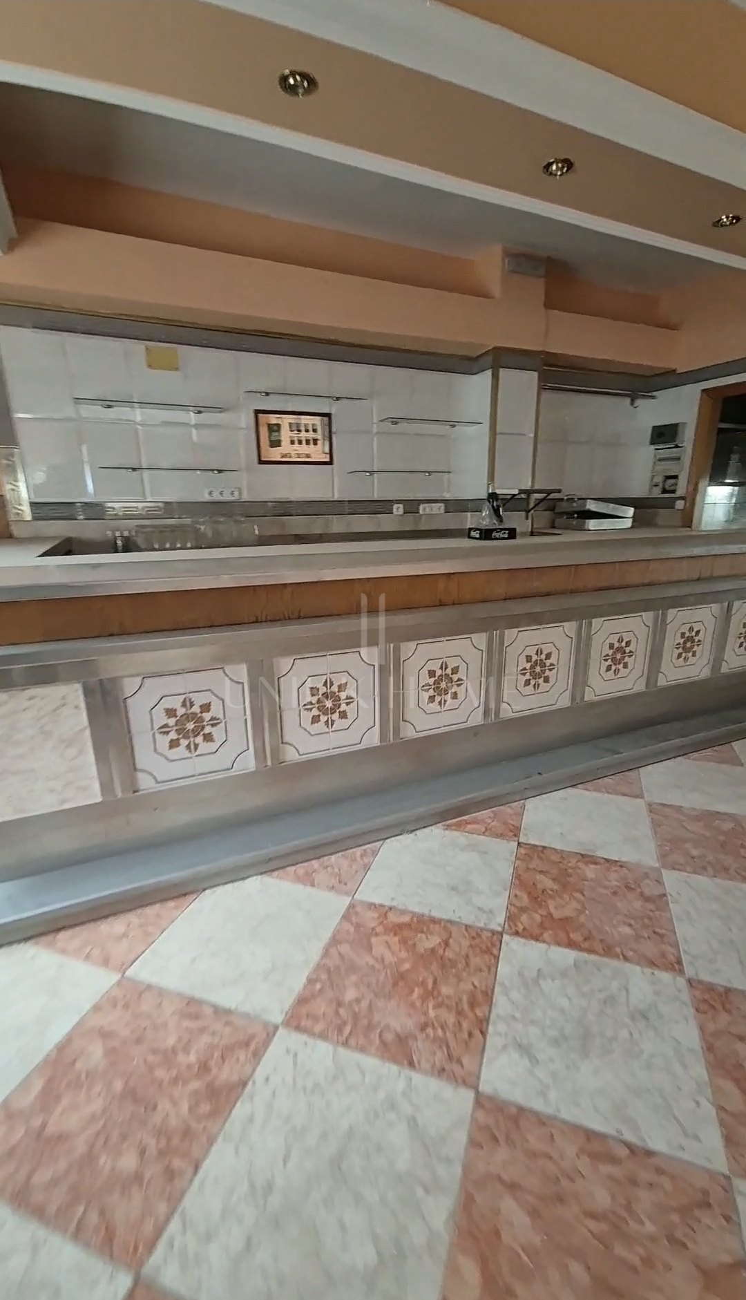 Commercial Premises in Alozaina, Málaga