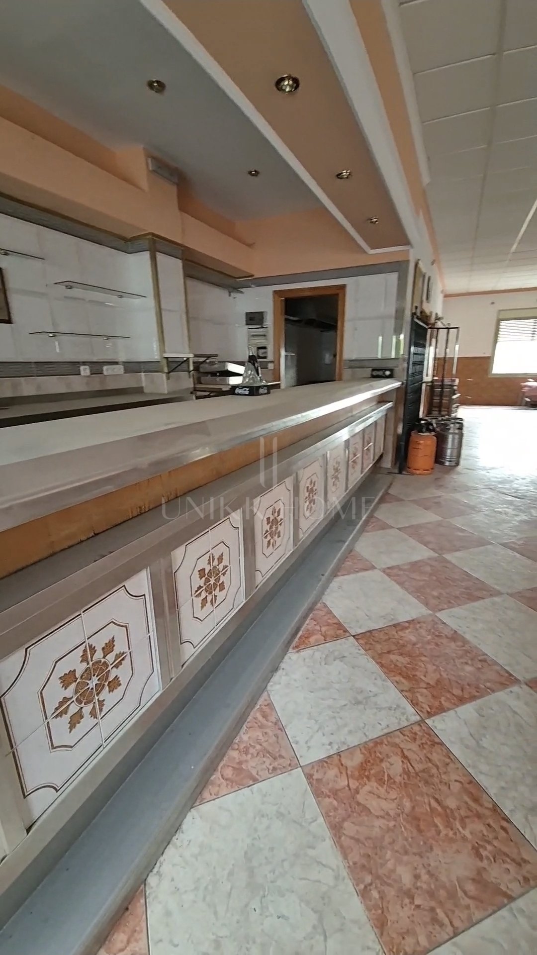 Commercial Premises in Alozaina, Málaga