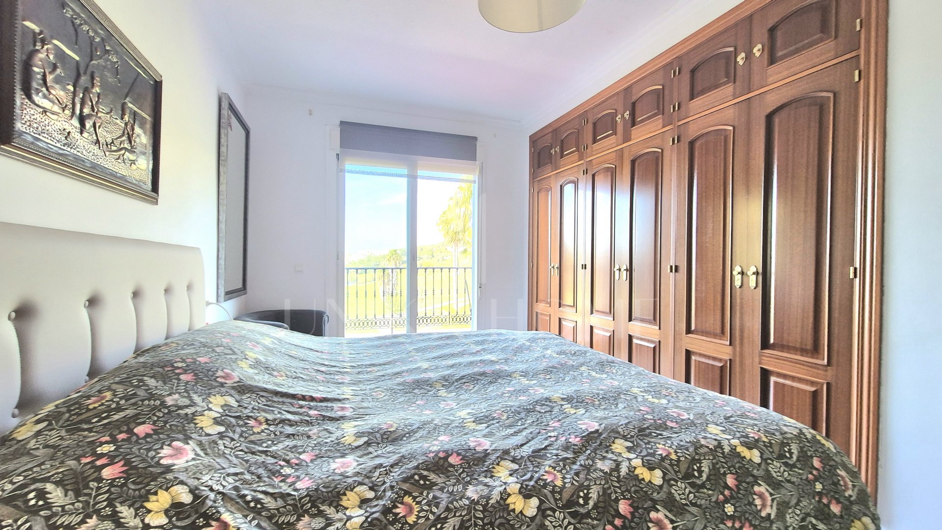 Townhouse with Panoramic Views and Solarium in Alhaurín Golf