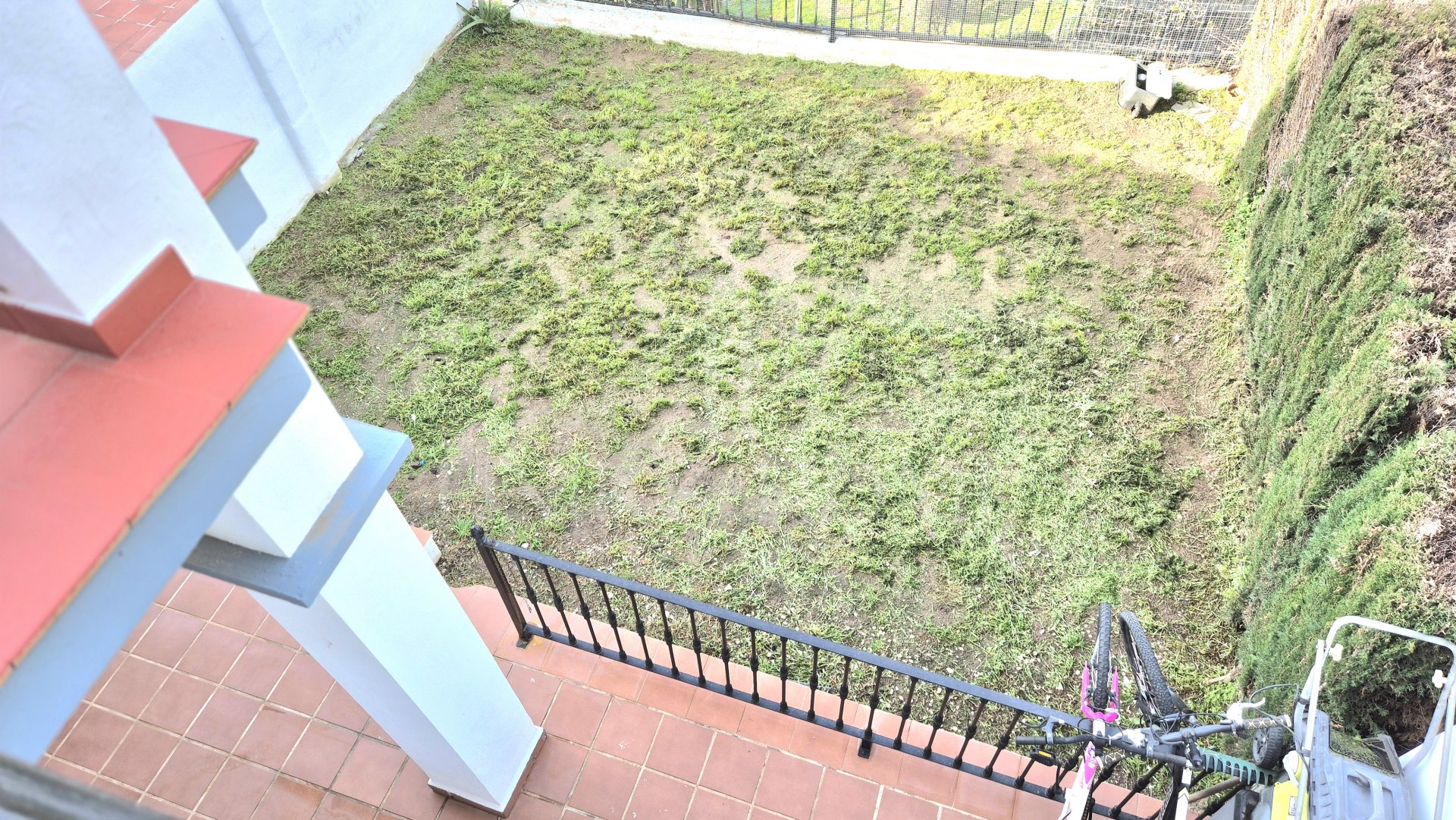 Townhouse with Panoramic Views and Solarium in Alhaurín Golf