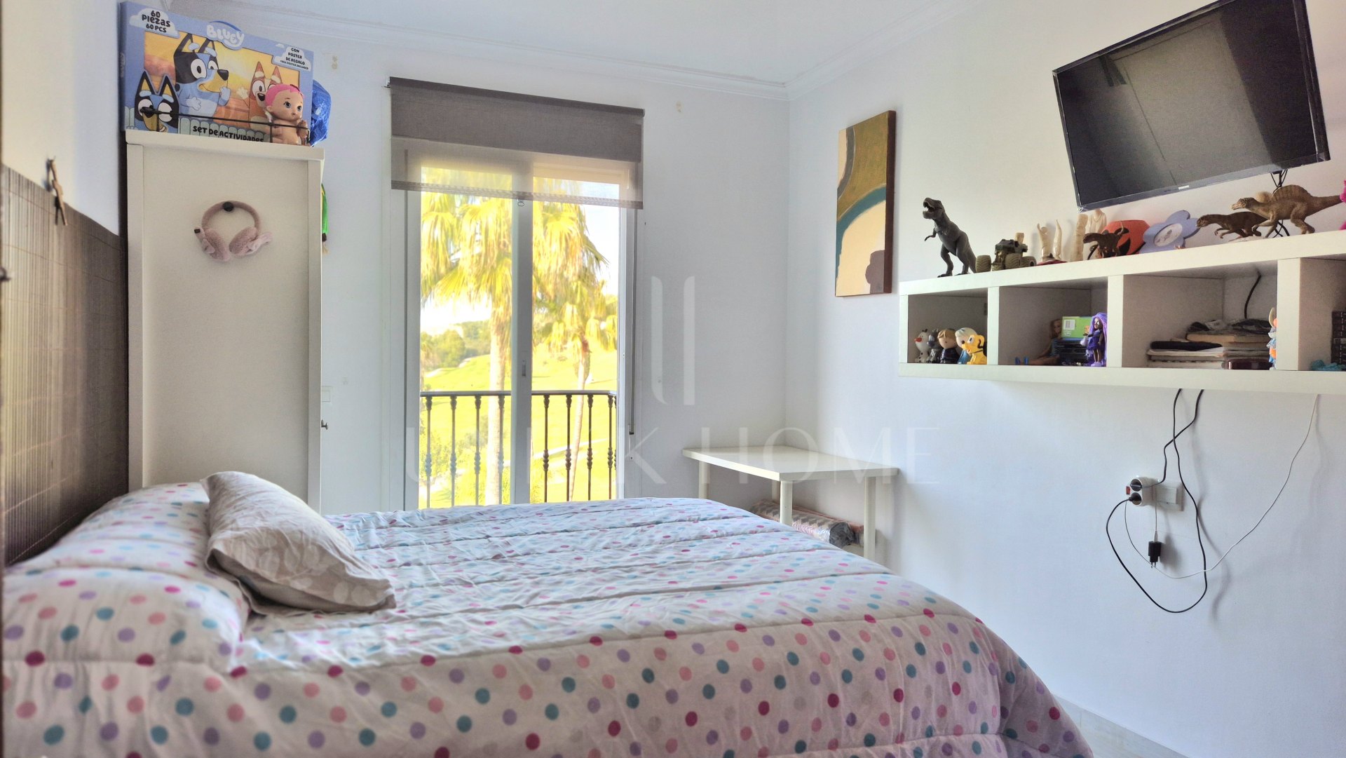 Townhouse with Panoramic Views and Solarium in Alhaurín Golf