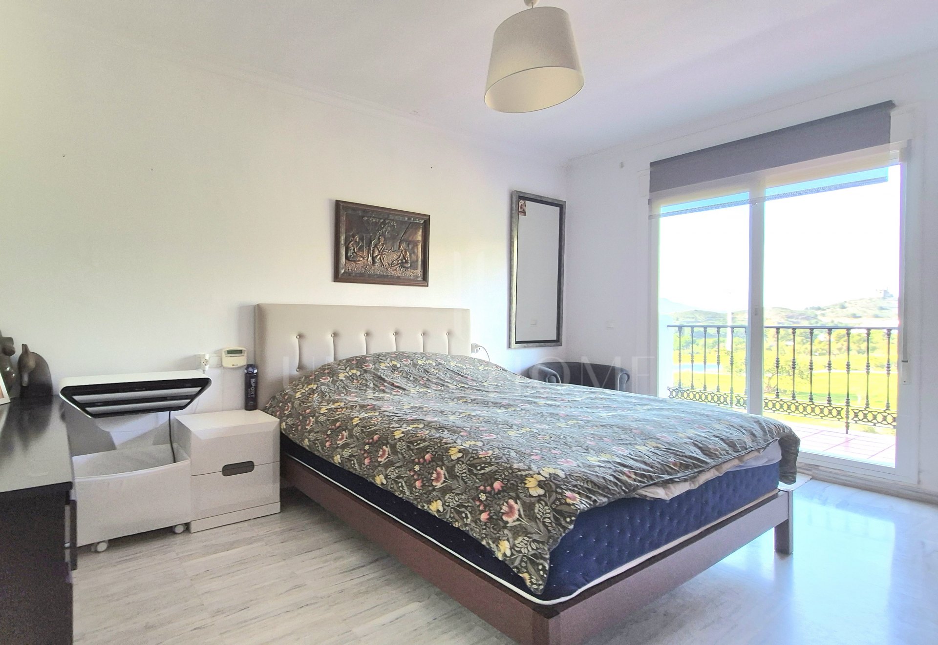 Townhouse with Panoramic Views and Solarium in Alhaurín Golf