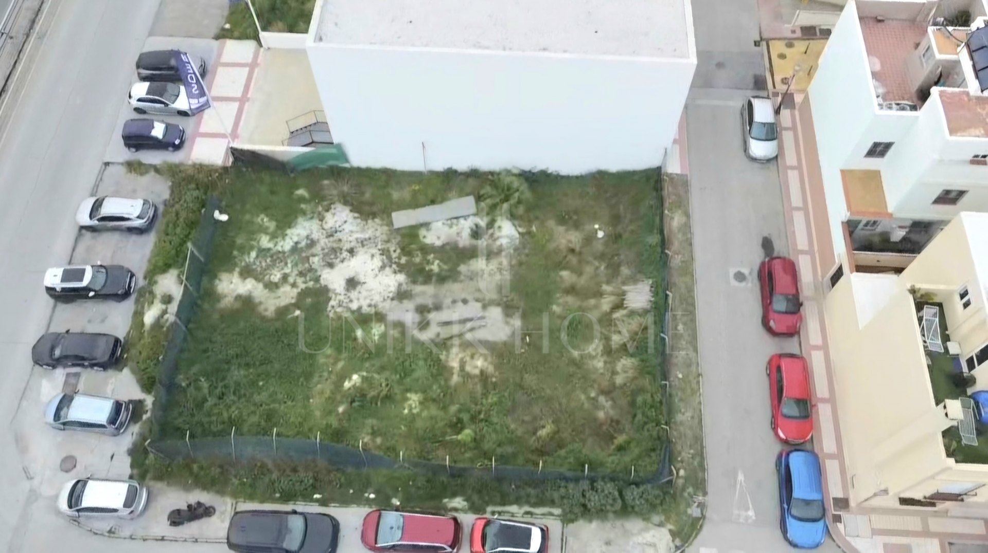 Parcela urbana y comercial en ubicación estratégica – Nueva Milla de Oro, Cancelada (Estepona)