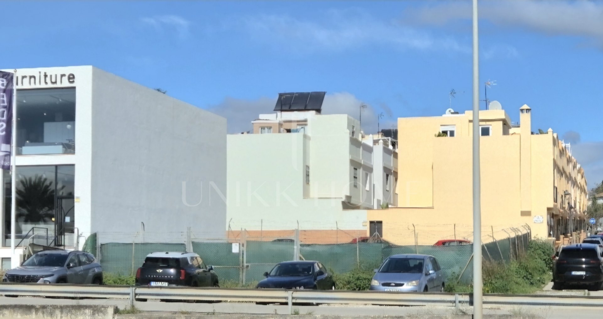 Parcela urbana y comercial en ubicación estratégica – Nueva Milla de Oro, Cancelada (Estepona)