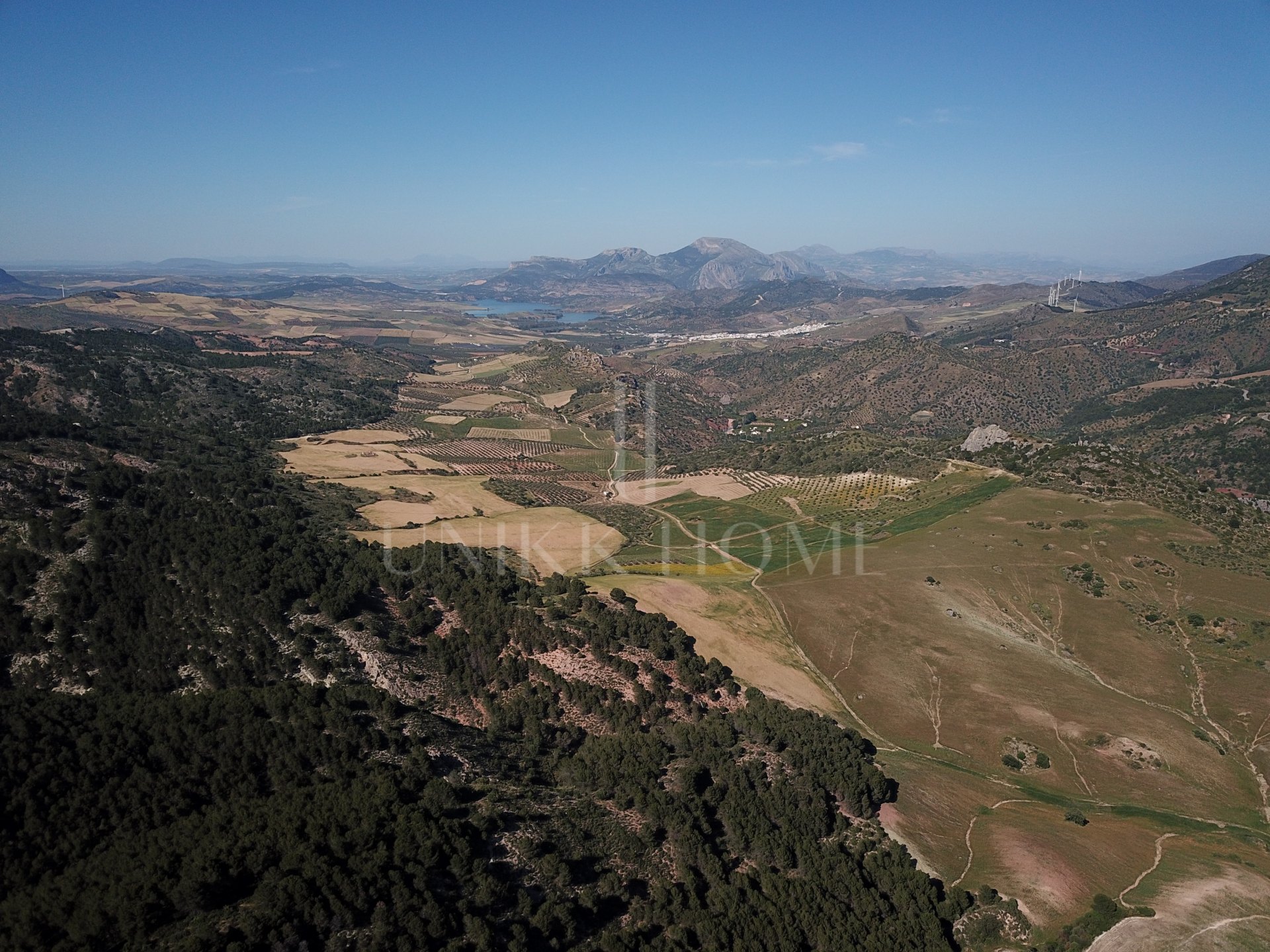 Impressive country estate close to Málaga, possibility to build