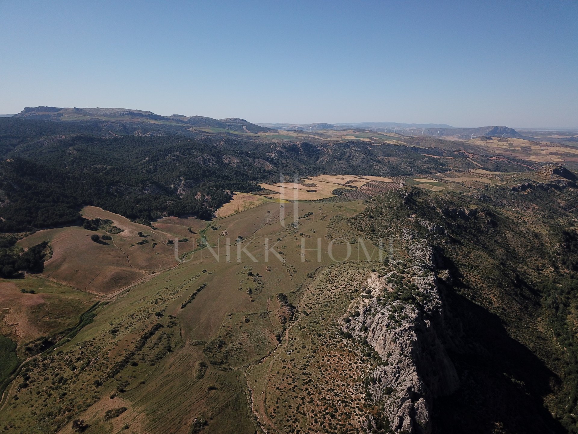 Impressive country estate close to Málaga, possibility to build