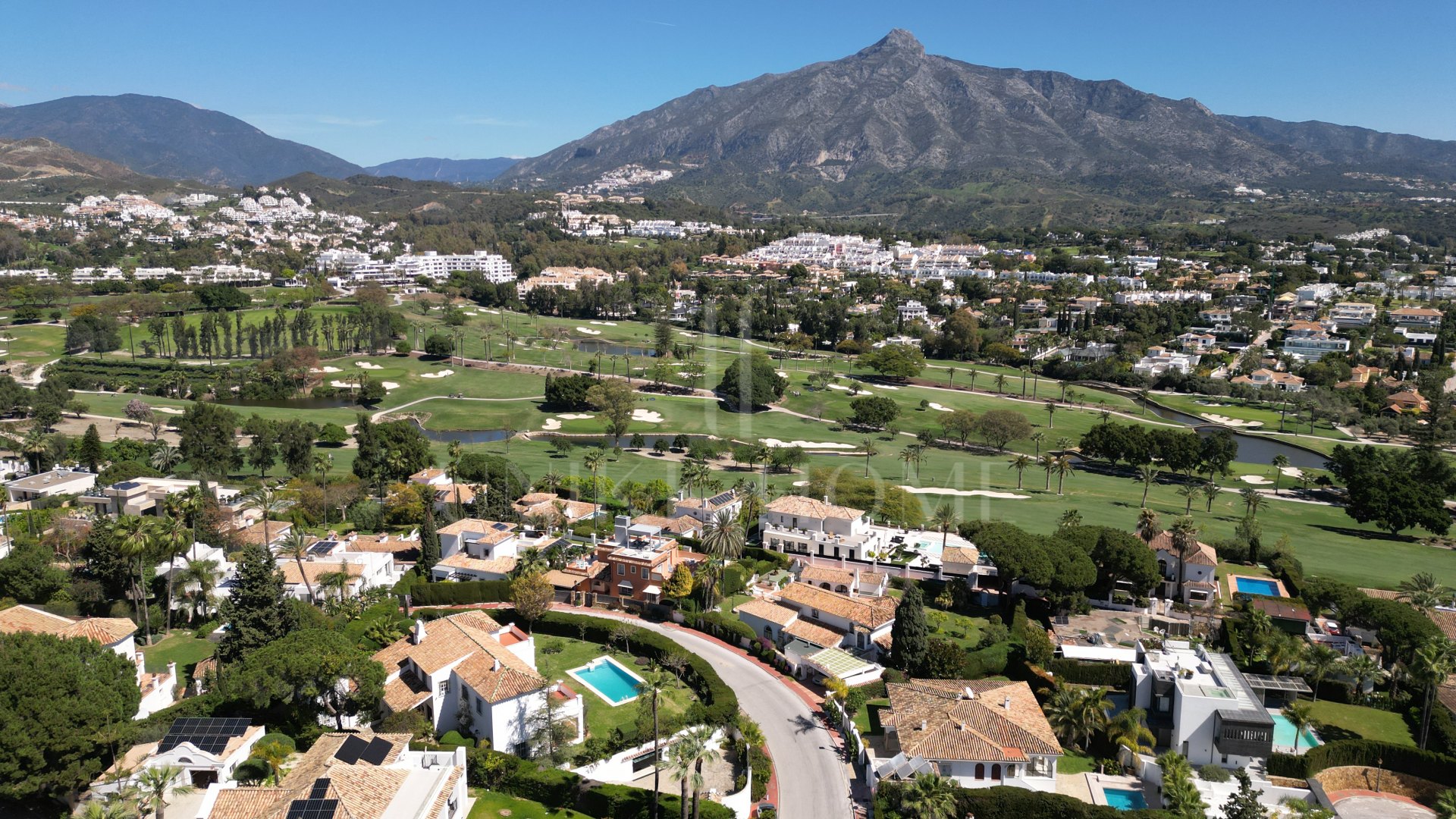 New to the market, Exclusivity: Detached Villa for Sale in Nueva Andalucía, Marbella – Prime Location with Sea Views