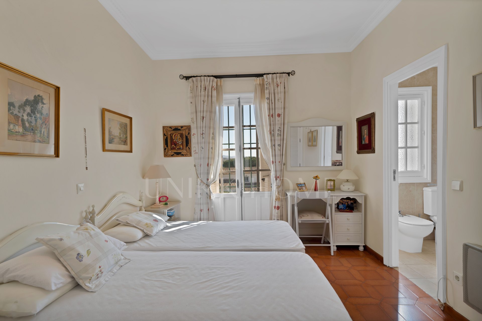 New to the market, Exclusivity: Detached Villa for Sale in Nueva Andalucía, Marbella – Prime Location with Sea Views