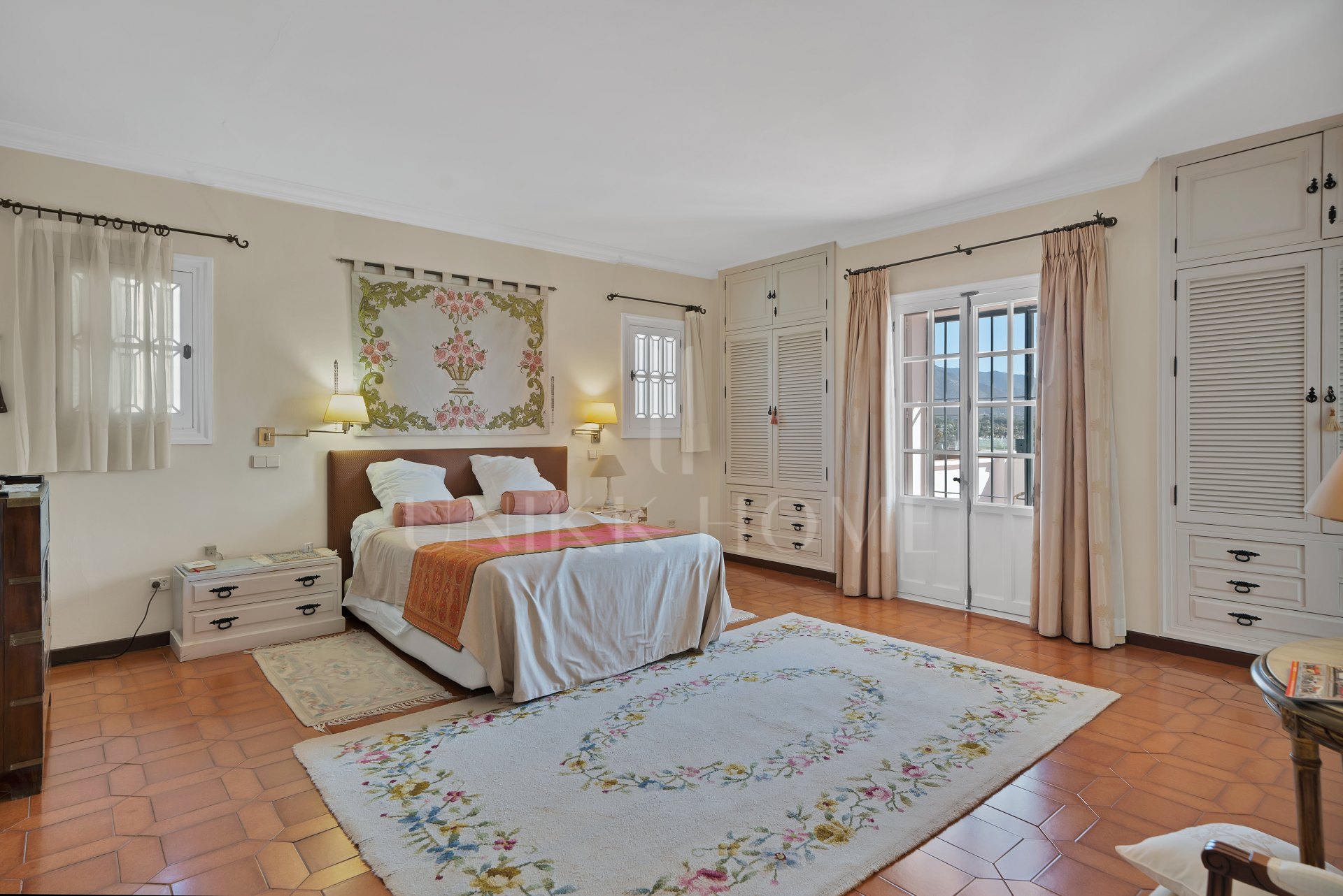New to the market, Exclusivity: Detached Villa for Sale in Nueva Andalucía, Marbella – Prime Location with Sea Views