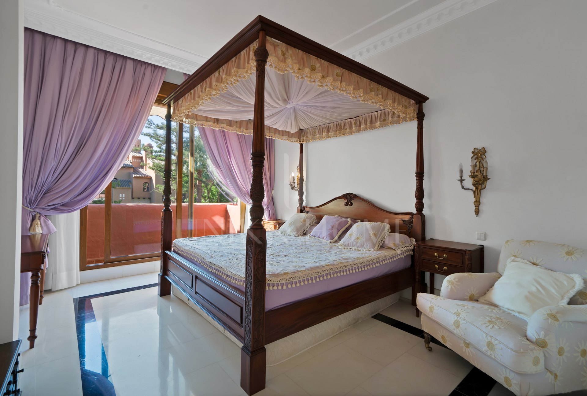 Ático-Tríplex Único en Alhambra del Golf IV – Guadalmina Baja