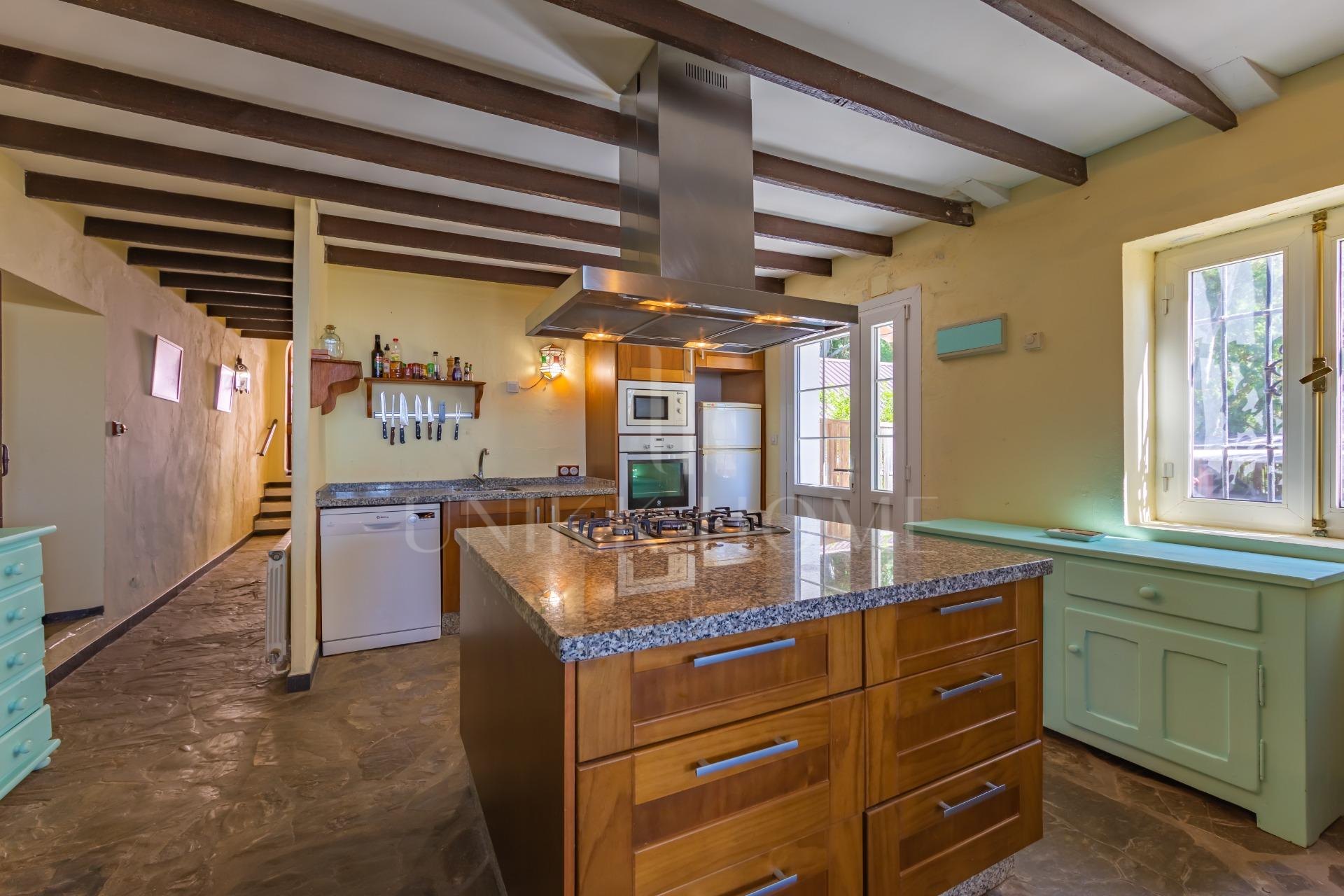 Farmhouse in the Strait Natural Park