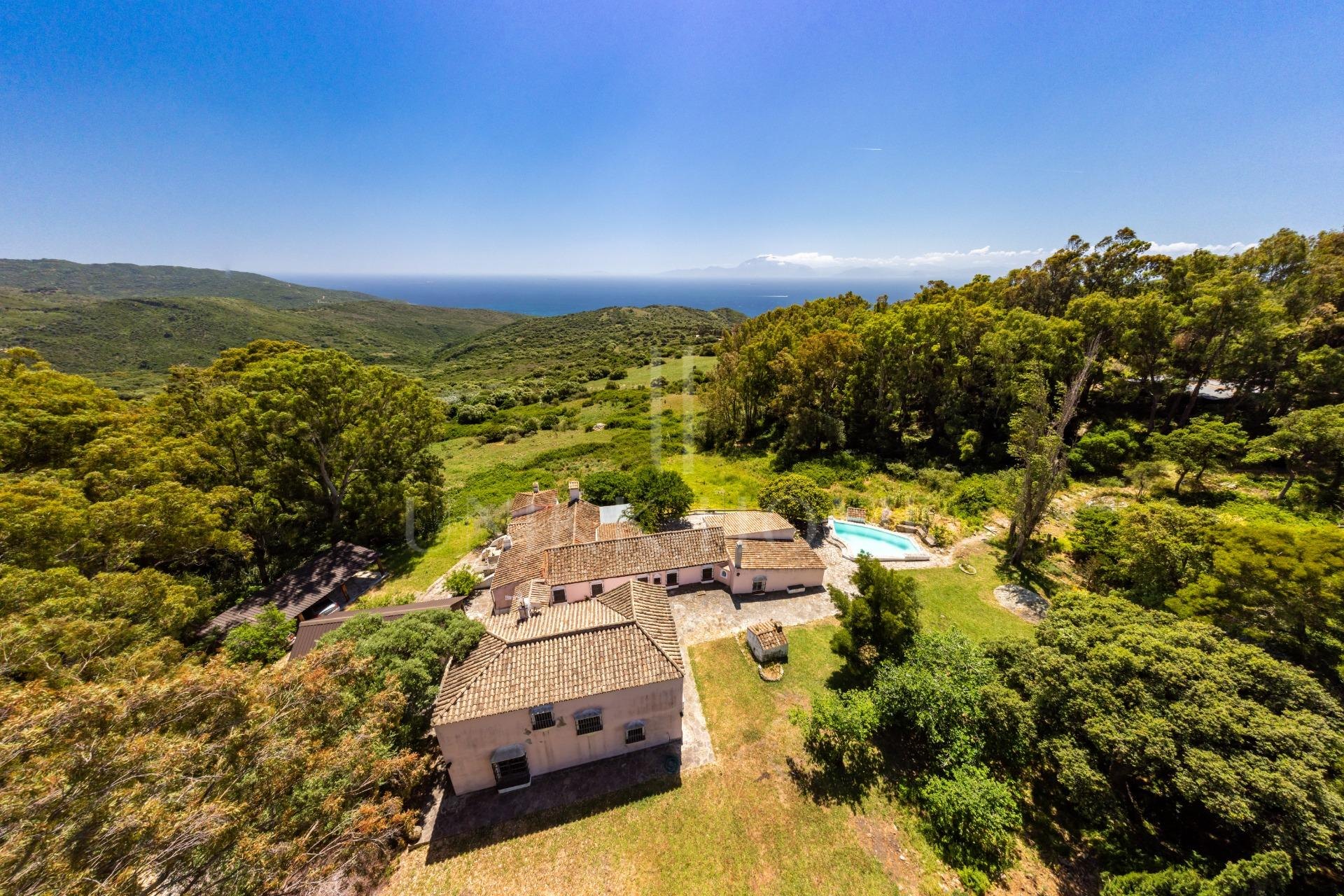 Farmhouse in the Strait Natural Park