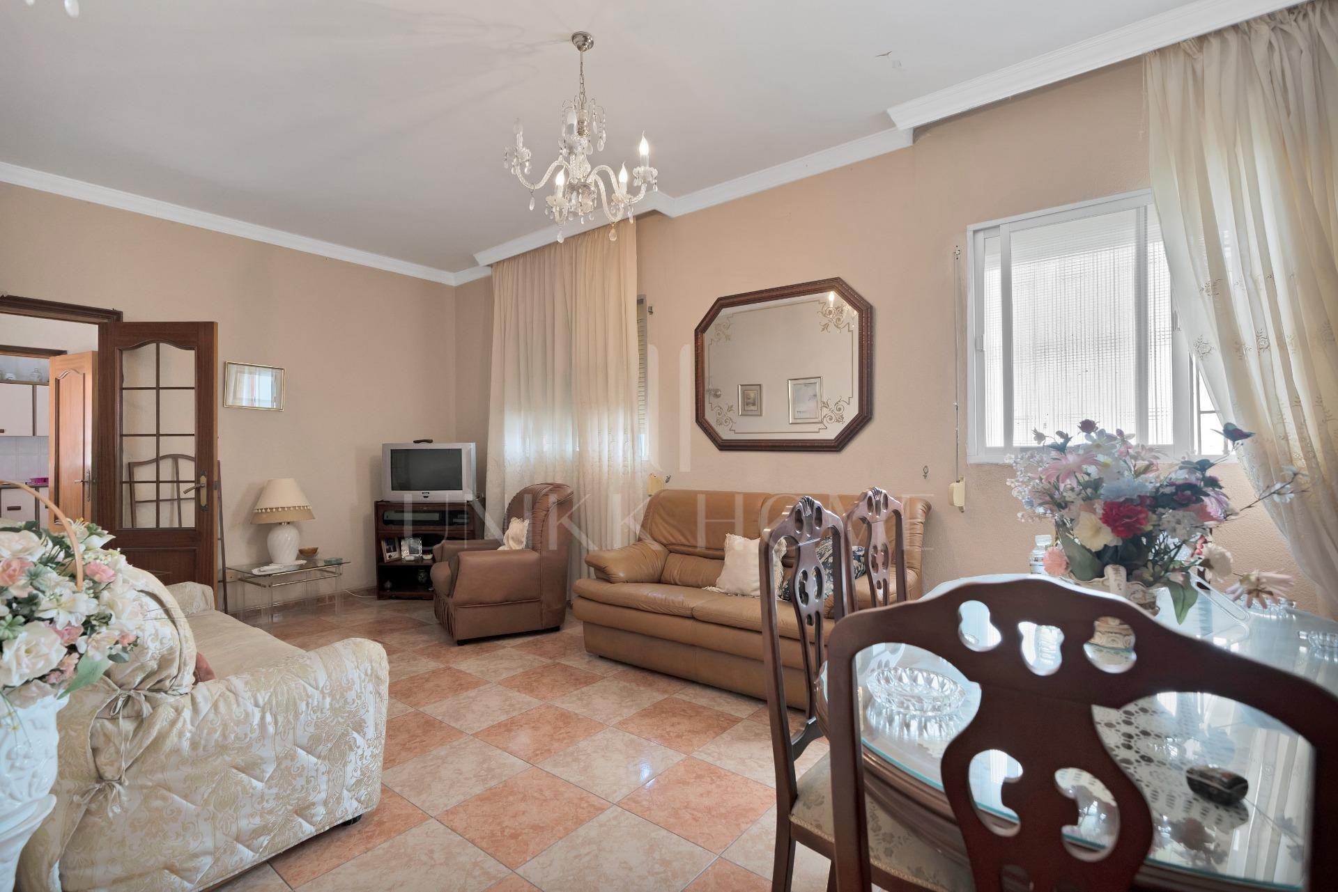 Town house in La Linea de la Concepción