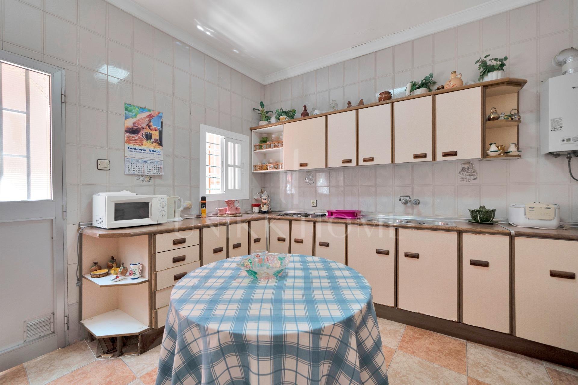 Town house in La Linea de la Concepción