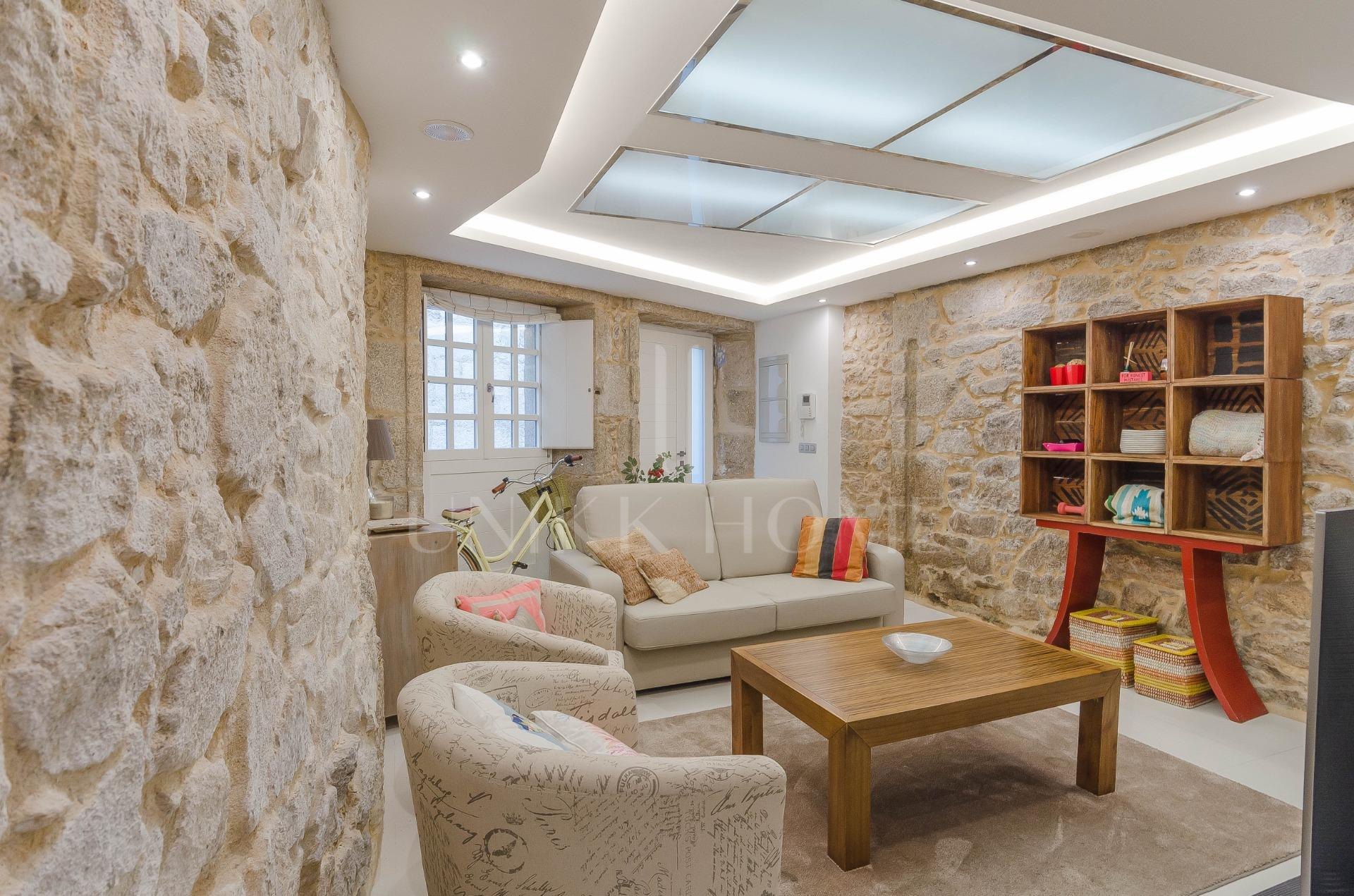 UNIQUE HOUSE IN THE OLD CITY