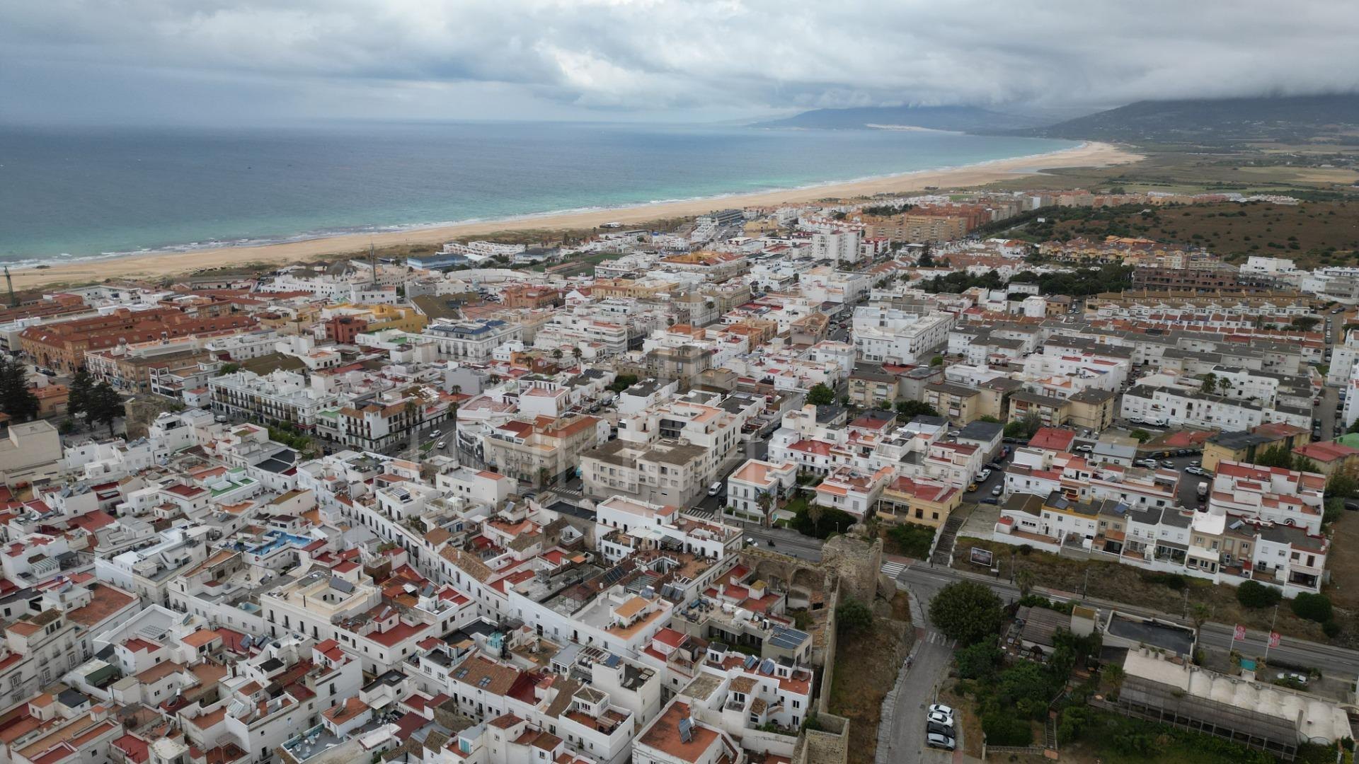 HOUSE IN THE HISTORIC CENTER OF TARIFA ON THE MEDIEVAL WALL.