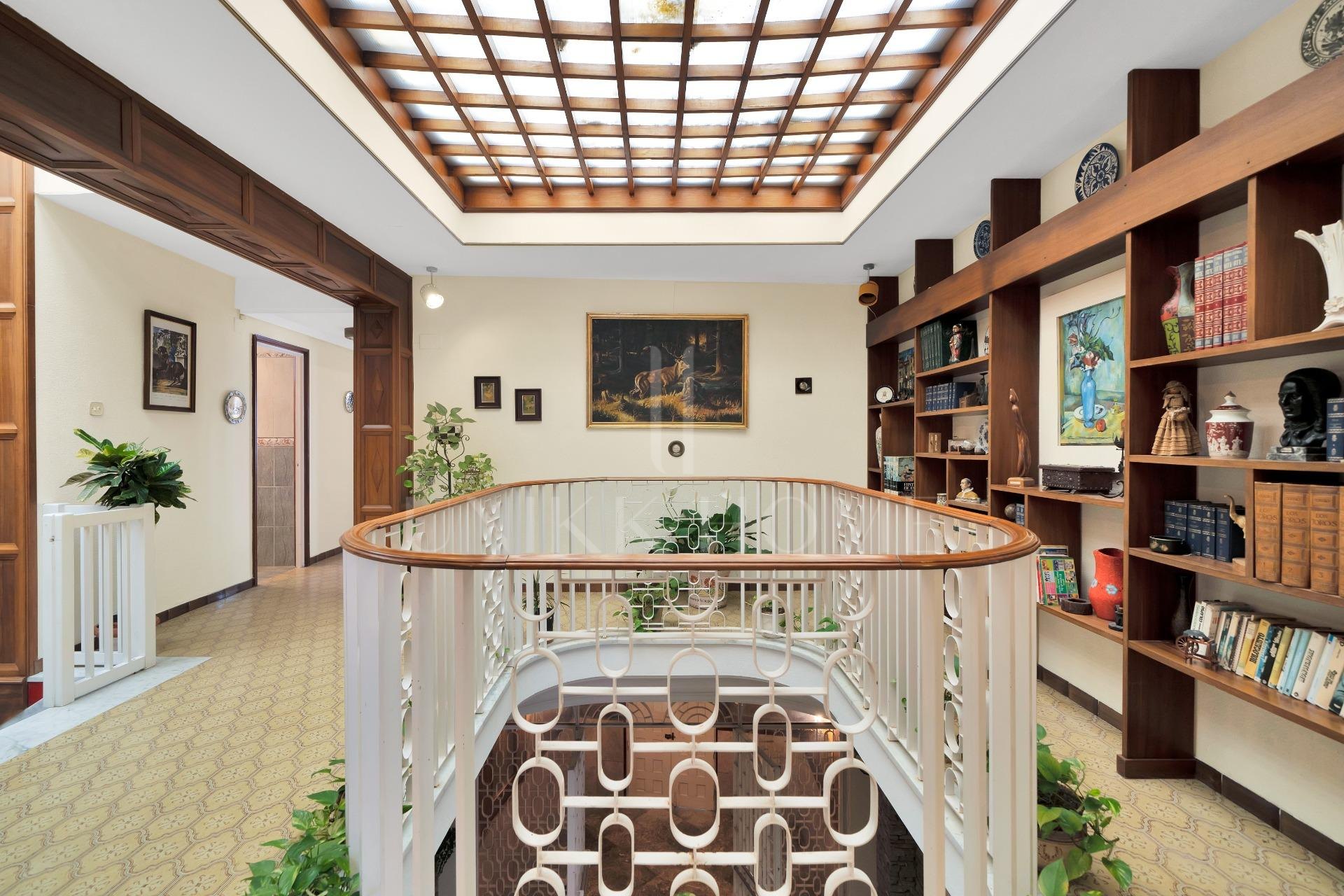 HOUSE IN THE HISTORIC CENTER OF TARIFA ON THE MEDIEVAL WALL.
