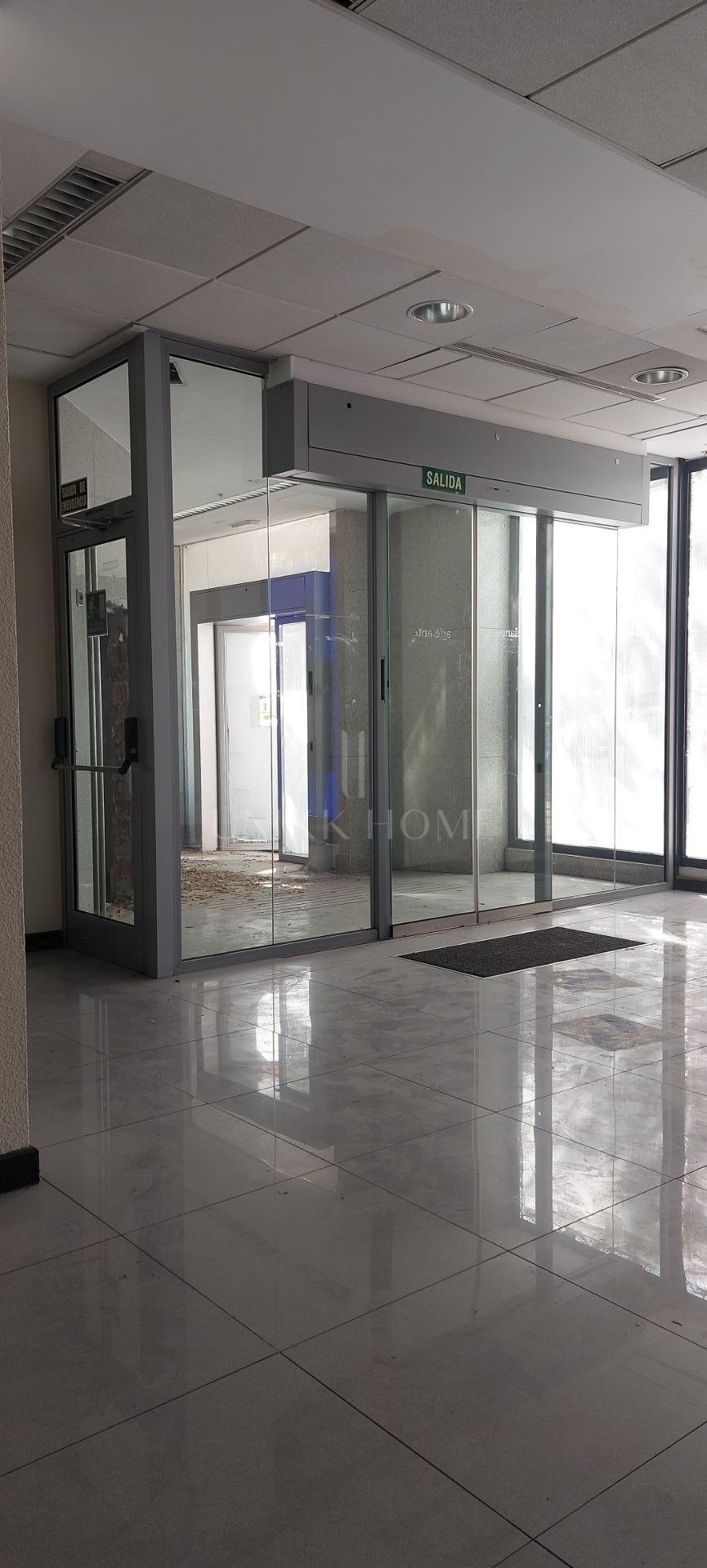 Venta de Local comercial en Av. Severo Ochoa