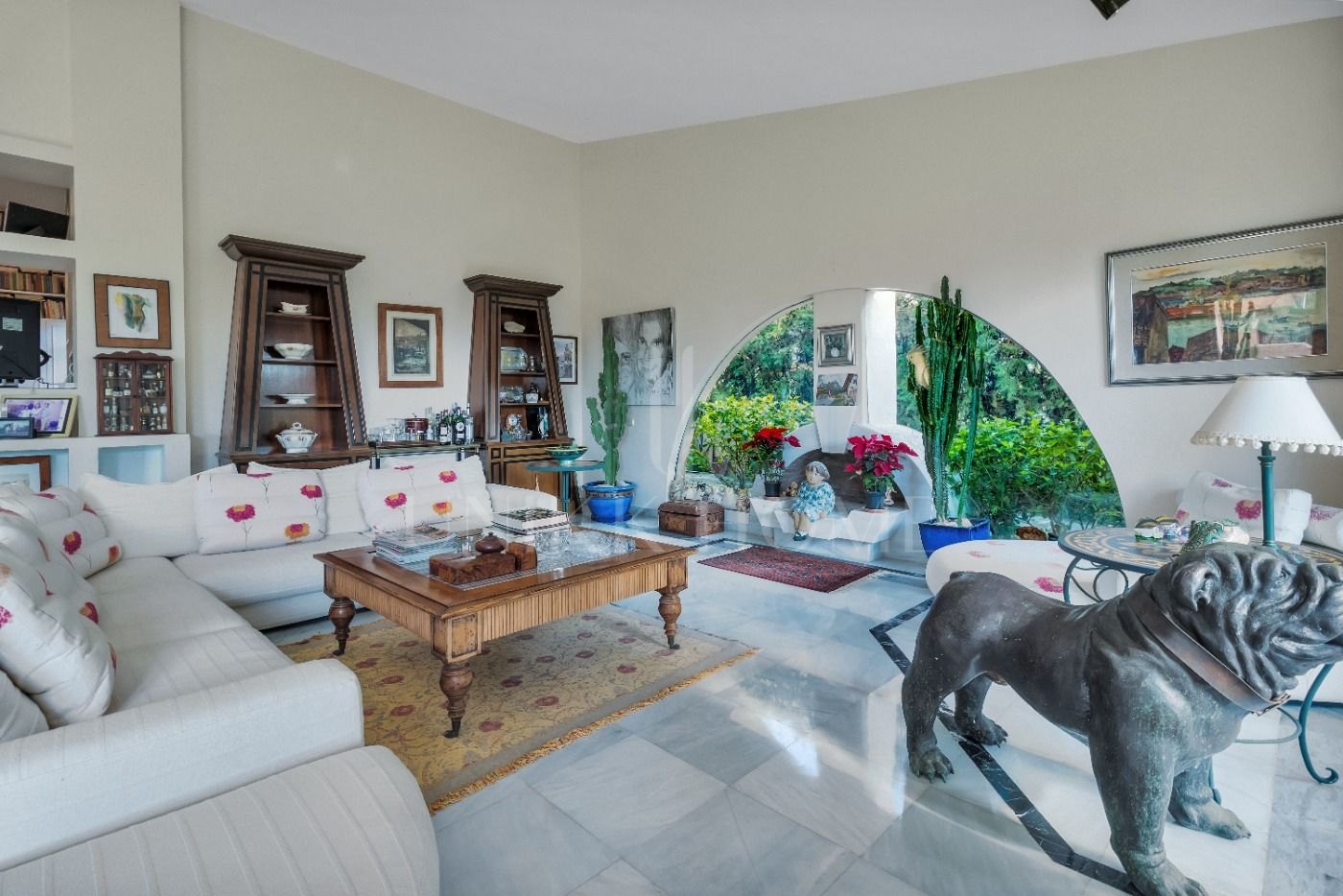 Oportunidad de Inversión, dos casas “hermanas” con gran jardín en Atalaya Golf, Estepona